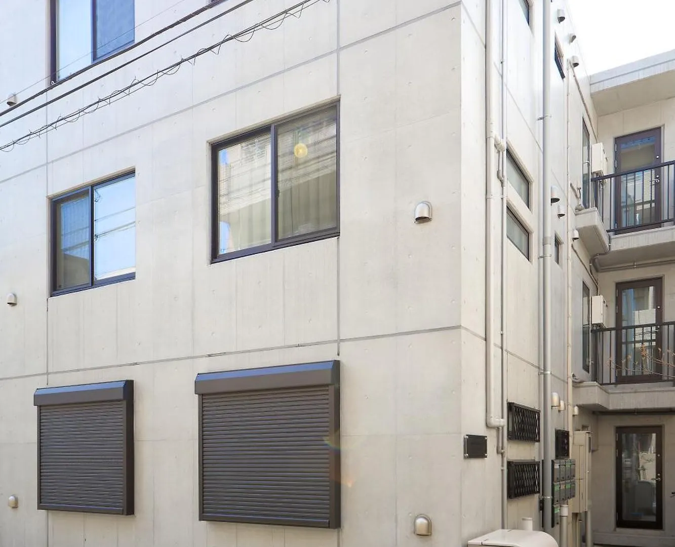 Calm Riverside Inn Close To Ikebukuro Tokyo 0*,